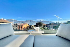 Modern House Apartment 4