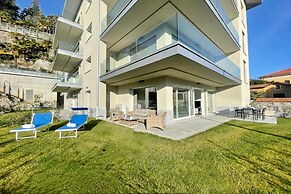 Modern House Apartment 1