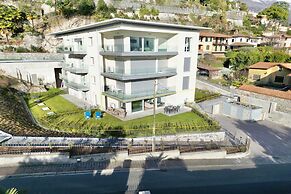 Modern House Apartment 1