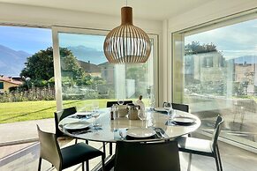 Modern House Apartment 1