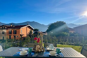 Modern House Apartment 1