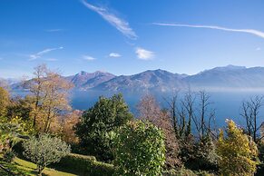 Veranda di Menaggio in Menaggio