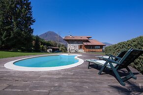 Villa Victoria in Macchero