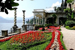 Vista d Oro Ulivo Apt 7