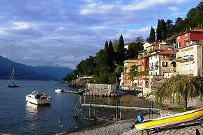 Vista d Oro Ulivo Apt 7