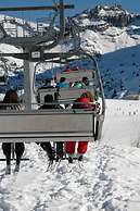 Vista d Oro Ulivo Apt 7