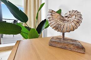 Aquarius Esplanade Retreat