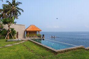 Seaside Oceana Suites by Mahaprana