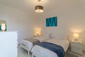 Sunny Penthouse Modern 2 bdr - Sliema