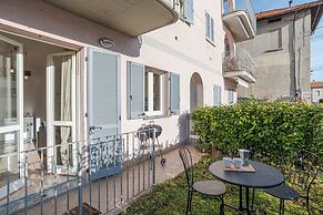 Pianello Charming Lake View