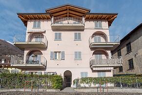 Pianello Charming Lake View