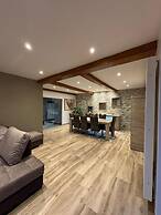 Villa De Miguel Enjoy a Pleasant Moment With Family or Friends