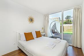 Bombarda 250 by LovelyStay