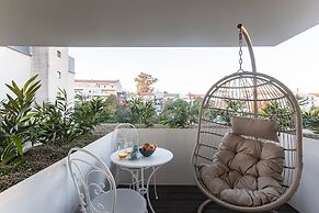 Bombarda 250 by LovelyStay
