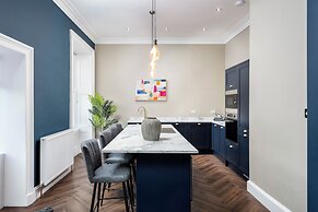 The Oliver - Donnini Apartments