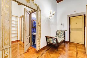 Historical Apartment near Piazza Navona