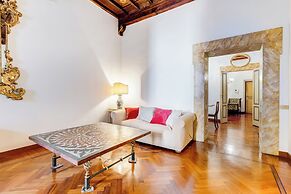 Historical Apartment near Piazza Navona