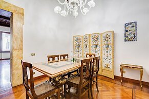 Historical Apartment near Piazza Navona