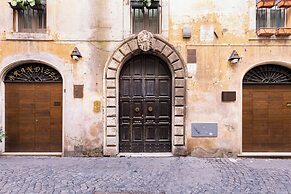 Historical Apartment near Piazza Navona