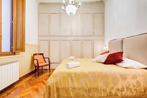 Historical Apartment near Piazza Navona