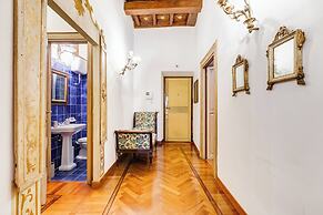 Historical Apartment near Piazza Navona