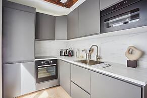 Superb Apartment Louvre Museum 2 Bedrooms