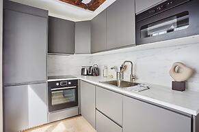 Charming Duplex - Louvre Museum