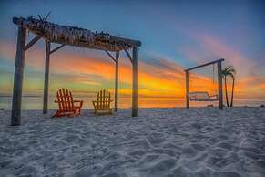 Pearl Suite a Balcony Bayview Suite Htd Pool