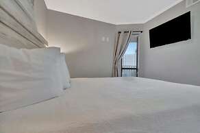 Pearl Suite a Balcony Bayview Suite Htd Pool