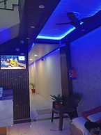 Goroomgo Mahadev Inn Varanasi