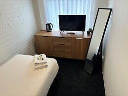 Riverwood Hotel - Adults Only