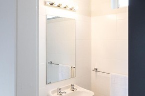 Riverwood Hotel - Adults Only