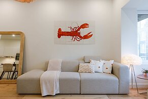 Huswell - Charming Central Apartment in Ostend - Perfect for 7 Guests