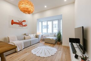 Huswell - Charming Central Apartment in Ostend - Perfect for 7 Guests