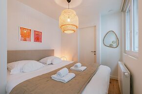 Huswell - Charming Central Apartment in Ostend - Perfect for 7 Guests