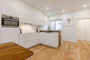 Huswell - Charming Central Apartment in Ostend - Perfect for 7 Guests