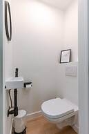 Huswell - Charming Central Apartment in Ostend - Perfect for 7 Guests