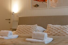 Huswell - Charming Central Apartment in Ostend - Perfect for 7 Guests