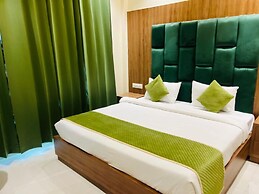 Goroomgo Global Inn Amritsar