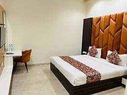 Goroomgo Global Inn Amritsar