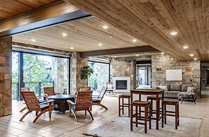 Blackstone Overlook 312 2 Bedroom Condo