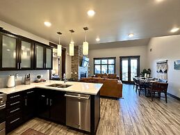 Blackstone Overlook 312 2 Bedroom Condo