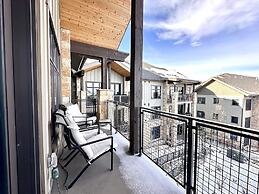 Blackstone Overlook 312 2 Bedroom Condo