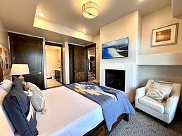 Blackstone Overlook 312 2 Bedroom Condo