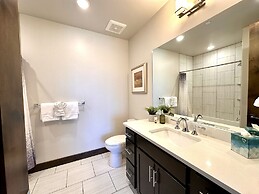 Blackstone Overlook 312 2 Bedroom Condo