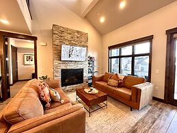 Blackstone Overlook 312 2 Bedroom Condo