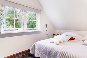 Forest Retreat Private House