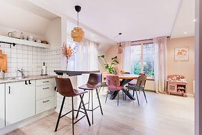 Forest Retreat Private House