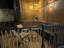 Piccadilly Central Hotel