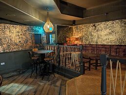 Piccadilly Central Hotel